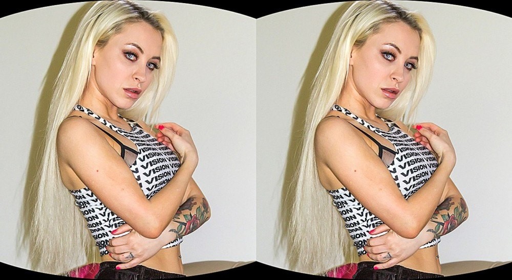 Sandra Luberc in Hot Russian GFE VR Action