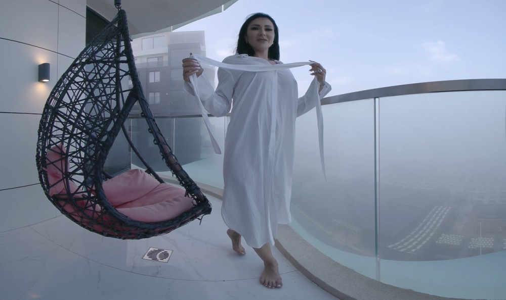 Mistress Kennya BDSM Balcony Tease Fantasy