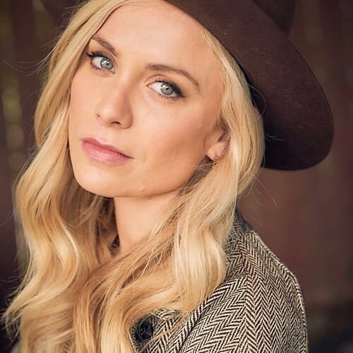 Sadie Adler 1