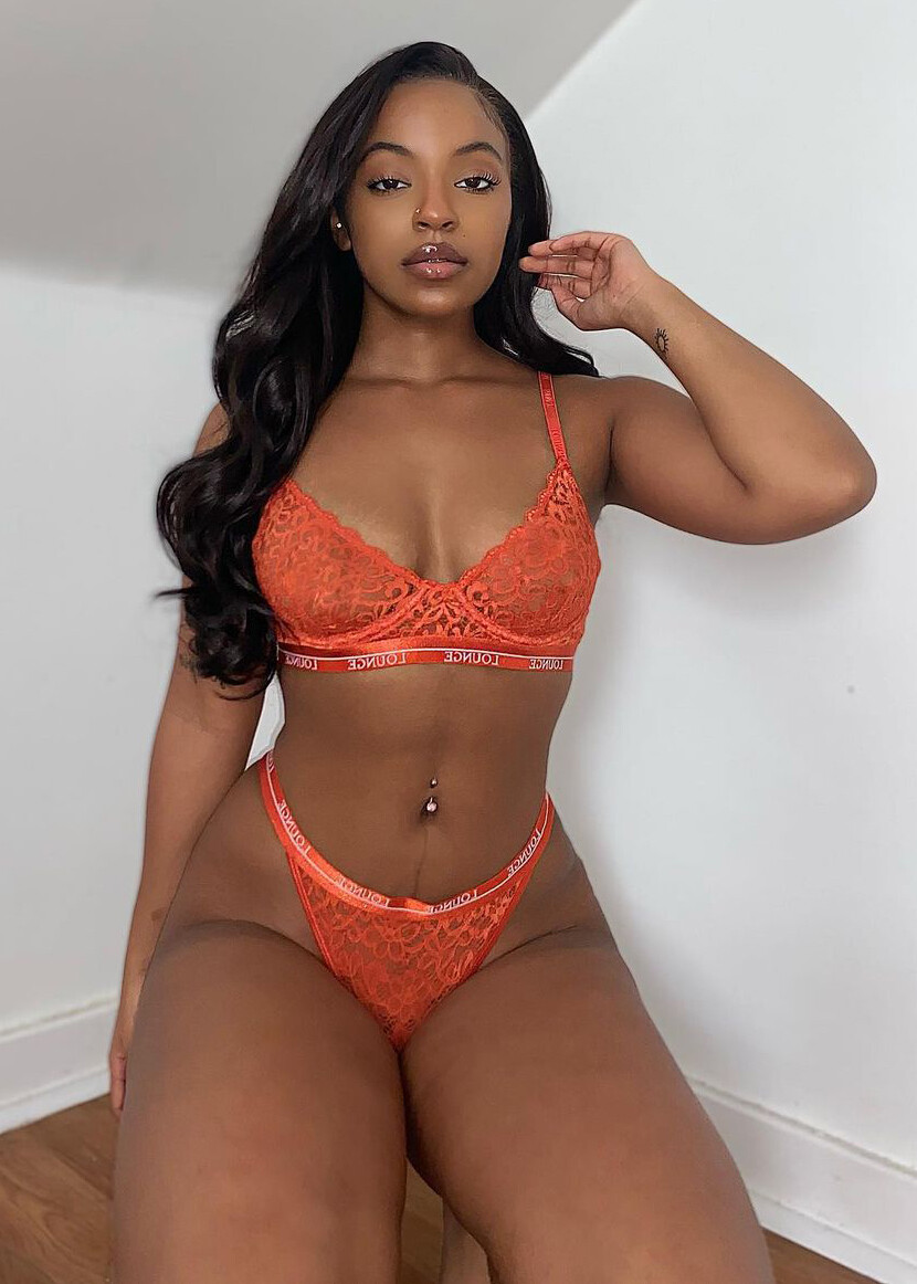 Mia Moore 2