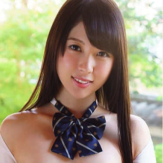 Reina Aoi