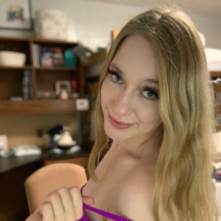 Mella Megan Pornstar