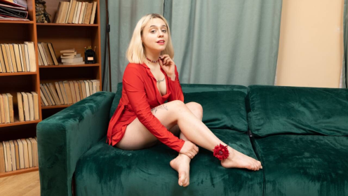 Thick Blonde Molly Cute Loves Porn Orgasms