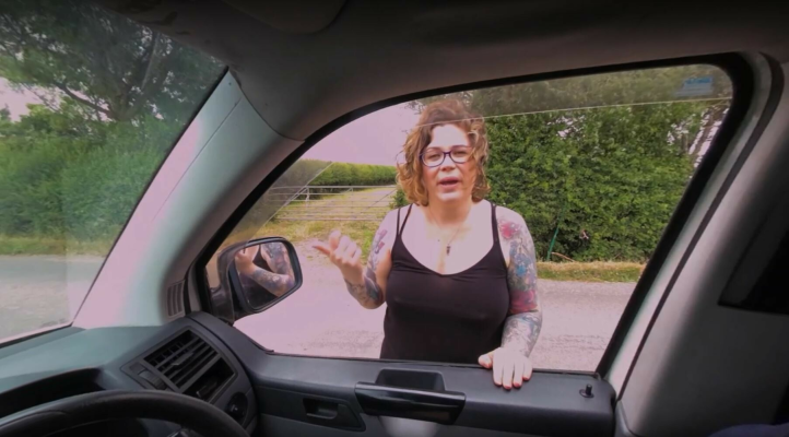 Jogger Gets Juicy - Image 1