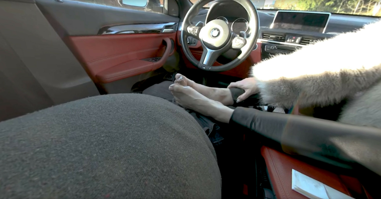 Sabdeluxe Hot Car Footjob Adventure - Image 10