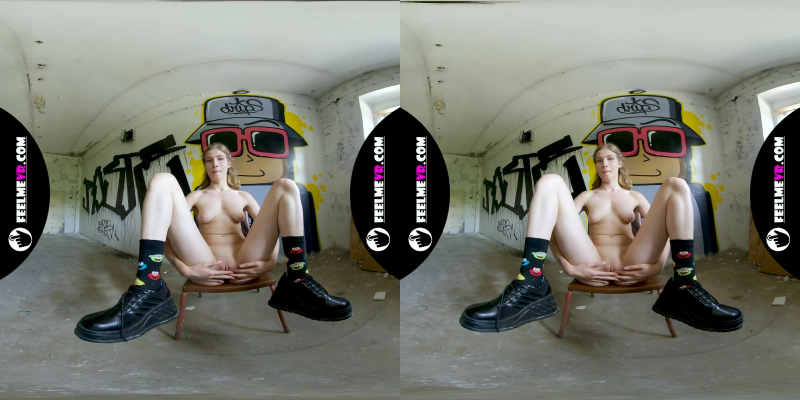 180Vr Blizard Dances And Shows Her Teenager Naked Body - Image 10