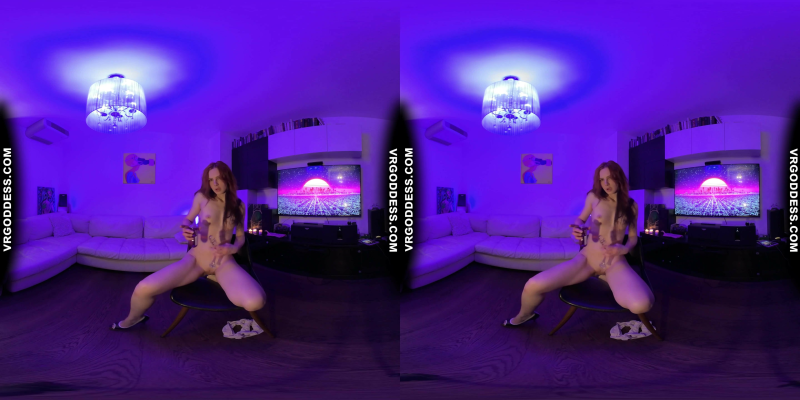 Lea’s Late Night Striptease Solo Thrill - Image 5