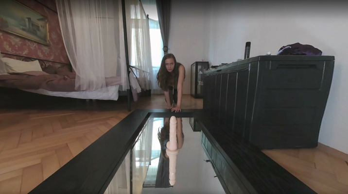 The Kinky Flat Episode Four: The Mirror - Image 1