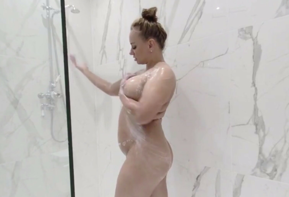 Eva May Steamy Shower Play in Stunning 4K - Image 1
