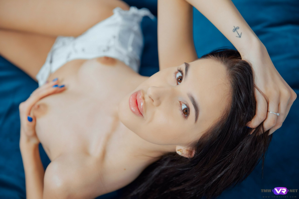 Brunette Searches For A Solo Orgasm - Image 6