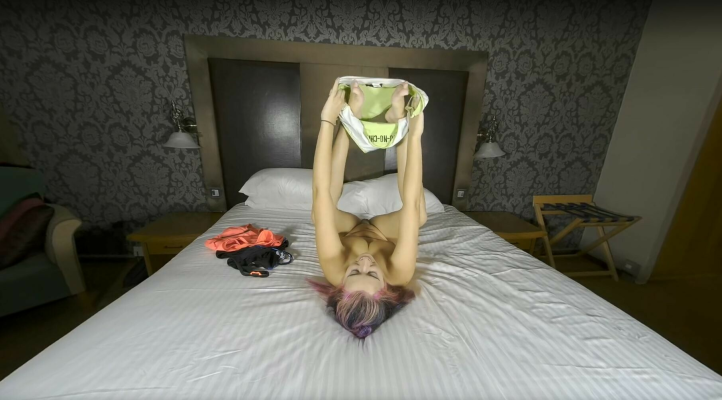 Susy Blue Sexy Swimsuit Tease in 4K - Image 5