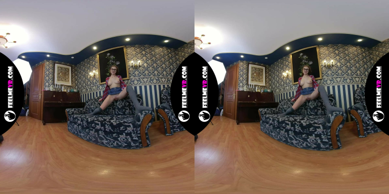 Teenager Style Nude Pohotosession Vr180 Backstage With Busty Girl Lina - Image 6