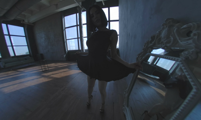 AiculQ in Magic Mirror Seduction VR - Image 1