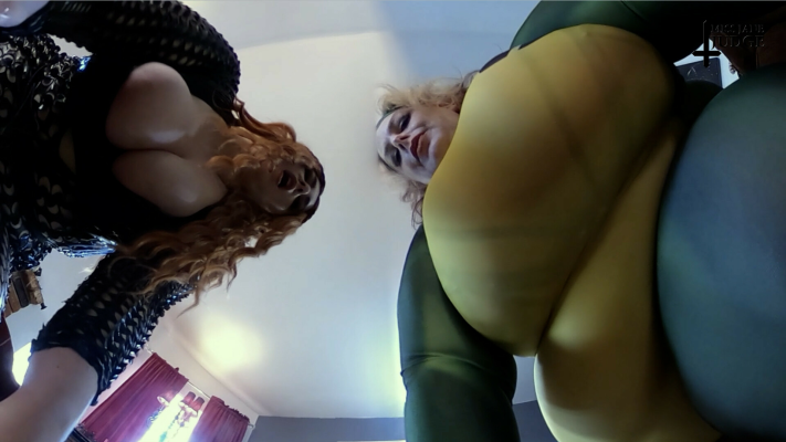 Rogue vs Black Widow: Epic Giantess VR Clash - Image 8