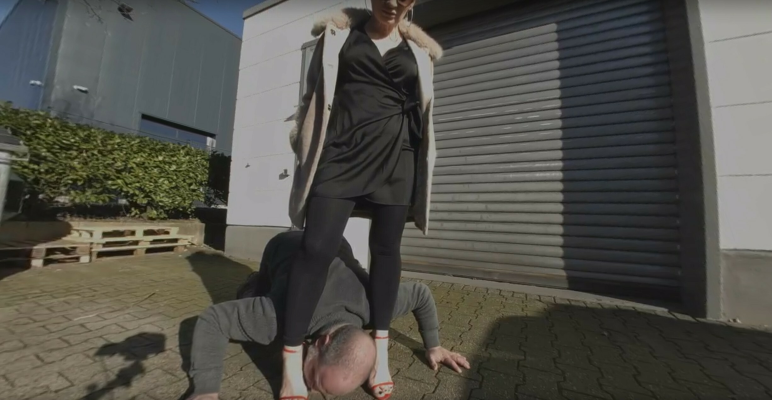 Sabdeluxe Outdoor Foot Fetish Adventure - Image 2